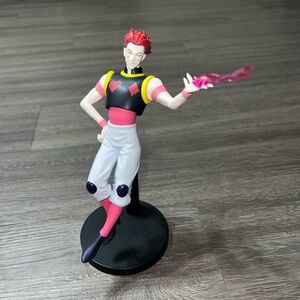 Hunter x Hunter Hisoka figurine with stand